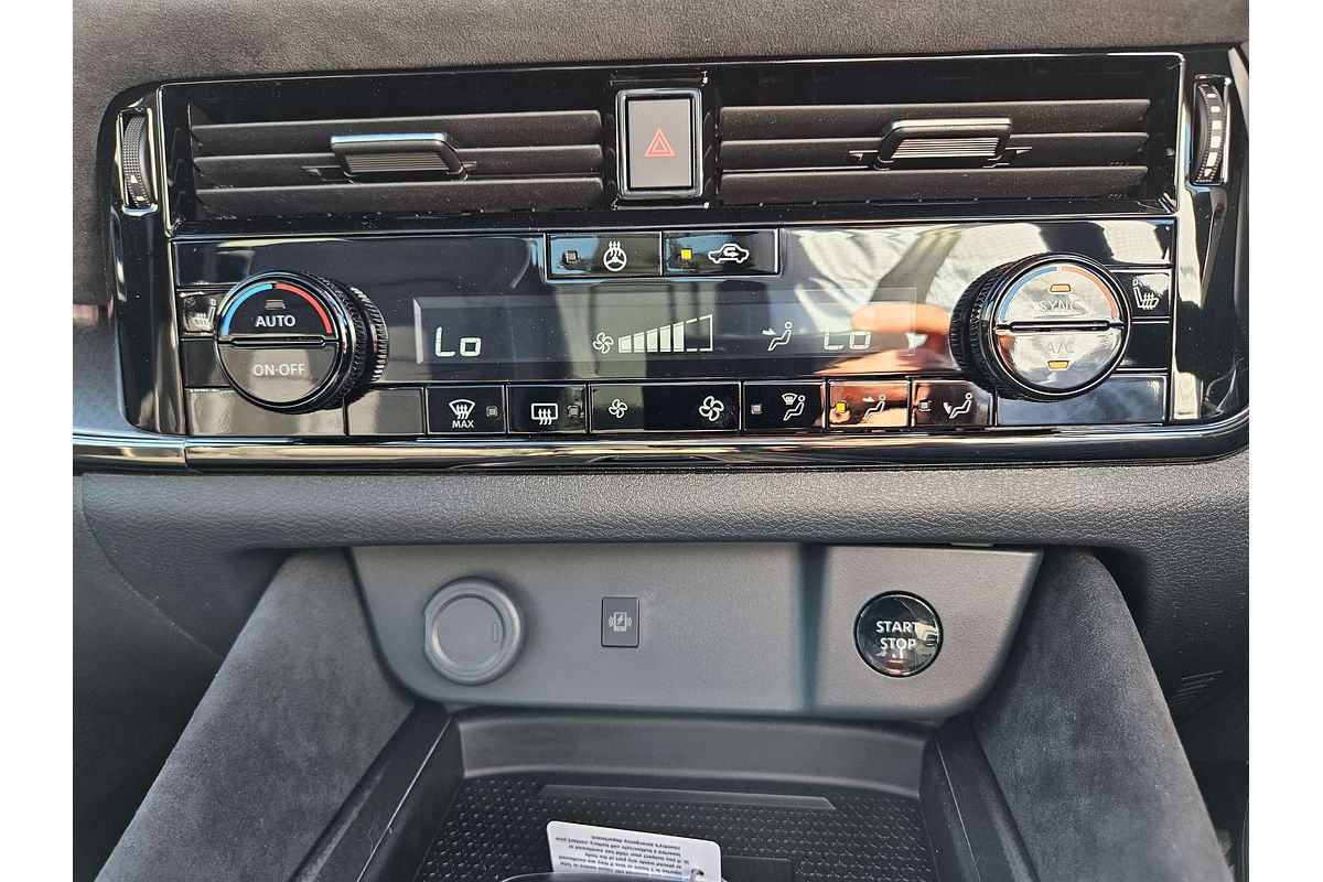 2025 Nissan QASHQAI N-DESIGN e-POWER J12