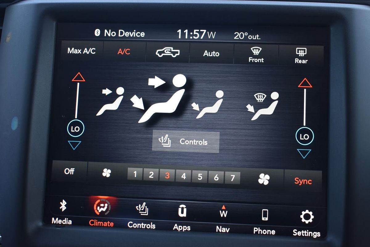 2020 RAM 1500 Laramie RamBox DS 4X4 SWB