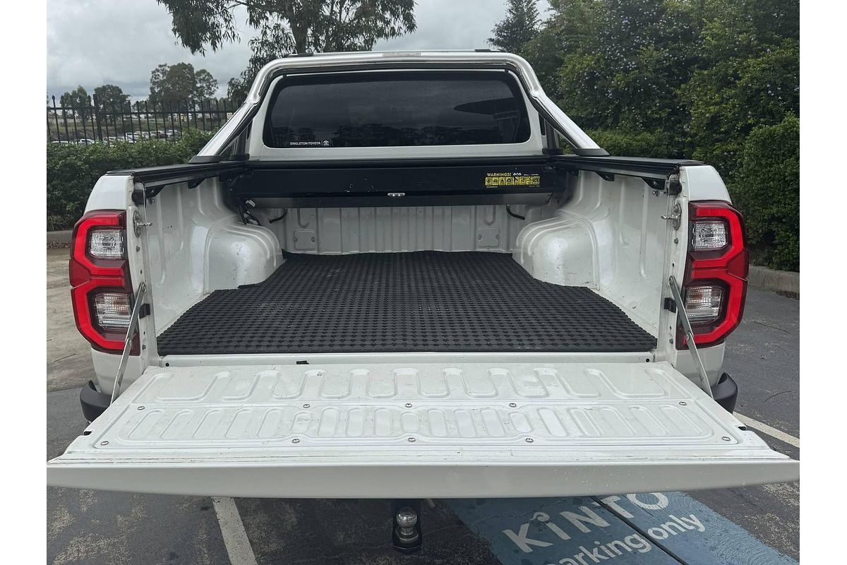2020 Toyota Hilux SR5 GUN126R 4X4