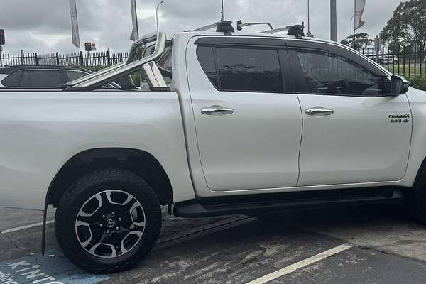 2020 Toyota Hilux SR5 GUN126R 4X4