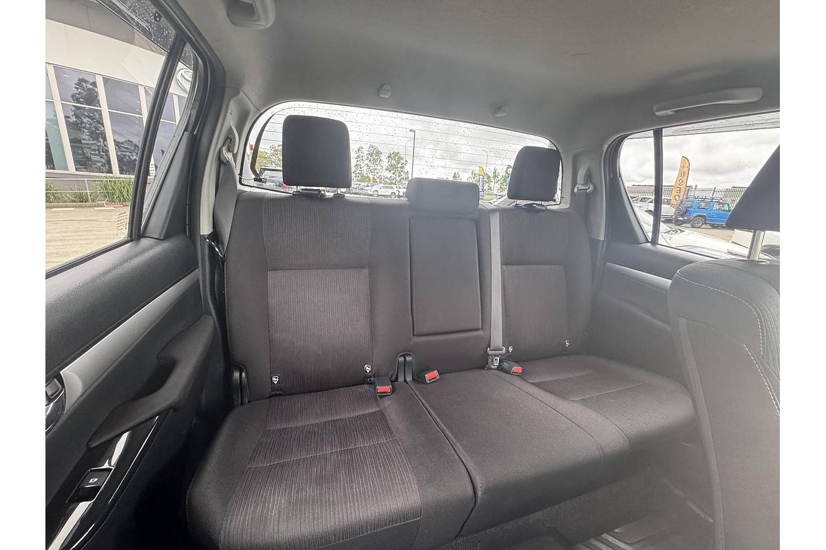2020 Toyota Hilux SR5 GUN126R 4X4