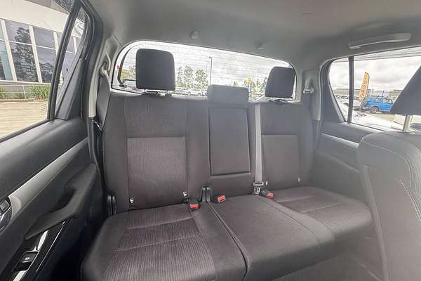 2020 Toyota Hilux SR5 GUN126R 4X4