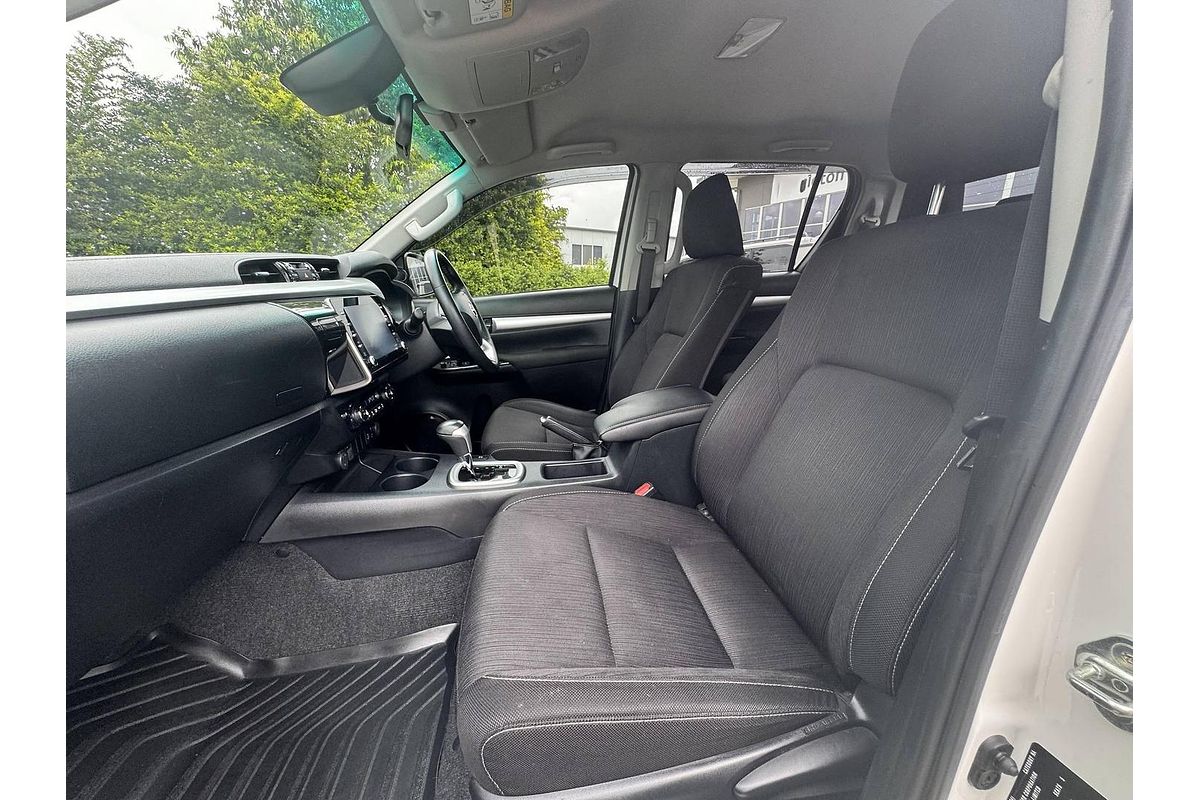 2020 Toyota Hilux SR5 GUN126R 4X4