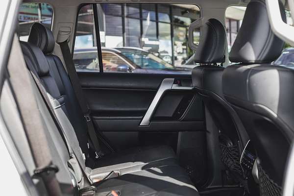 2018 Toyota Landcruiser Prado Kakadu GDJ150R