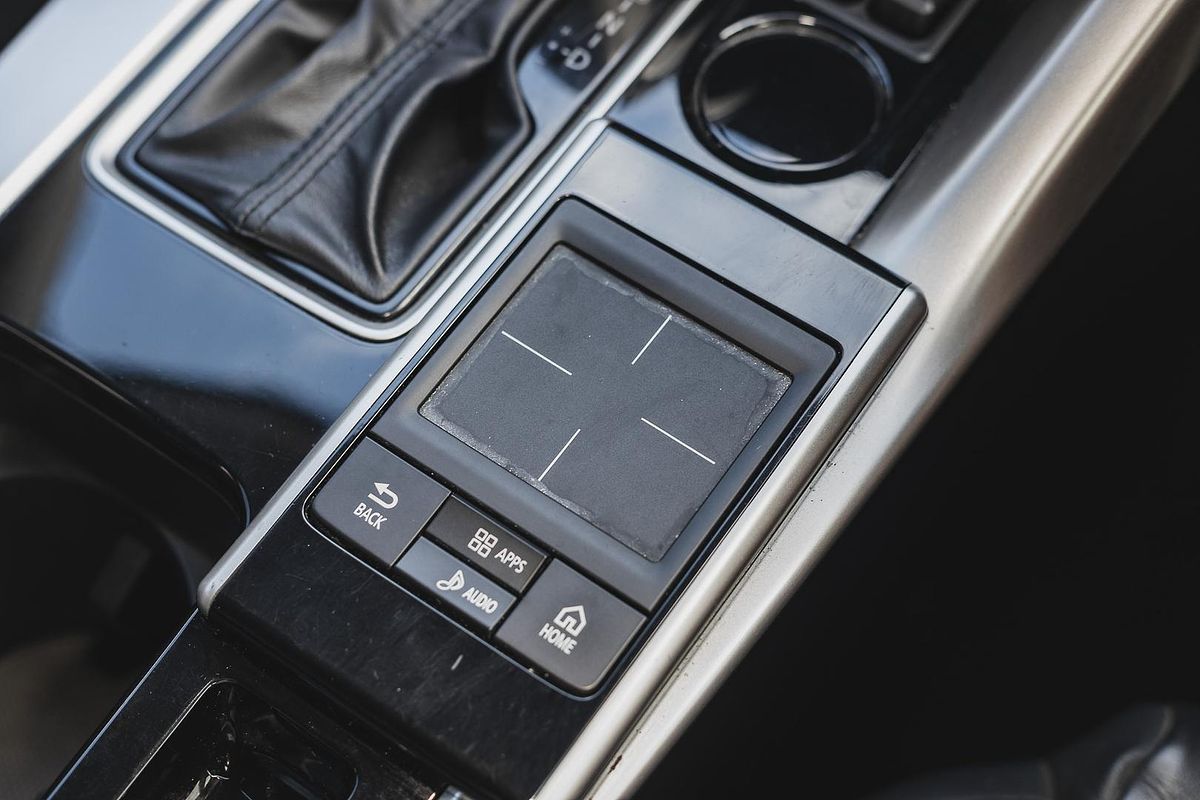 2019 Mitsubishi Eclipse Cross Exceed YA
