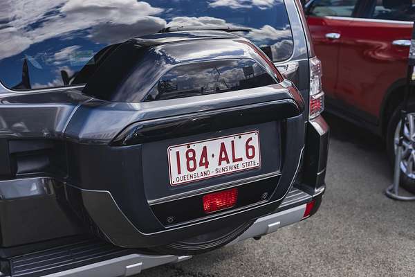 2020 Mitsubishi Pajero Exceed NX