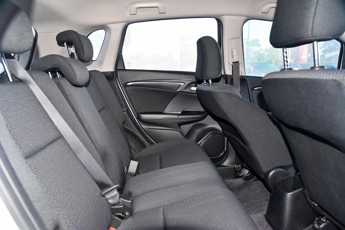 2017 Honda Jazz VTi GF