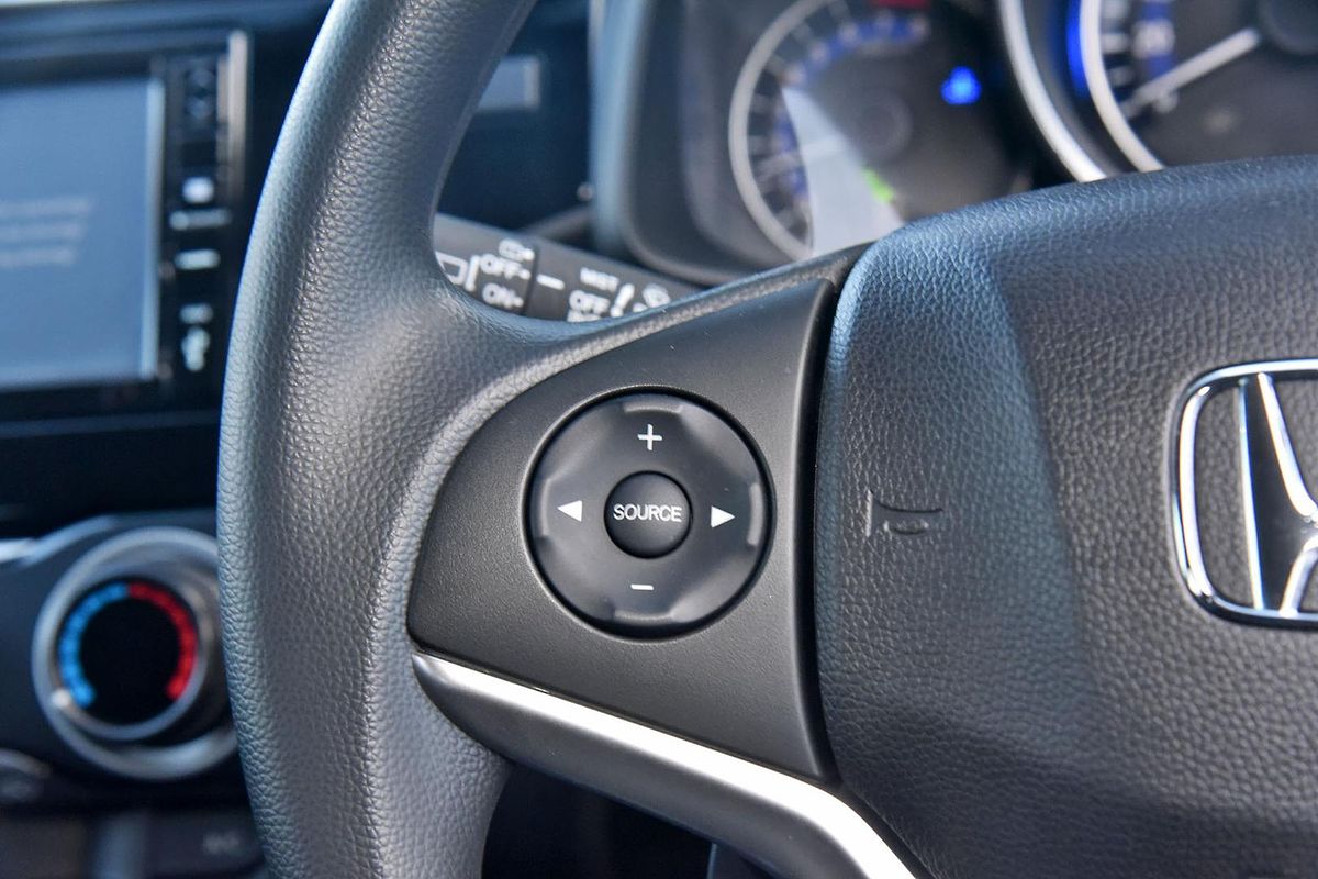 2017 Honda Jazz VTi GF