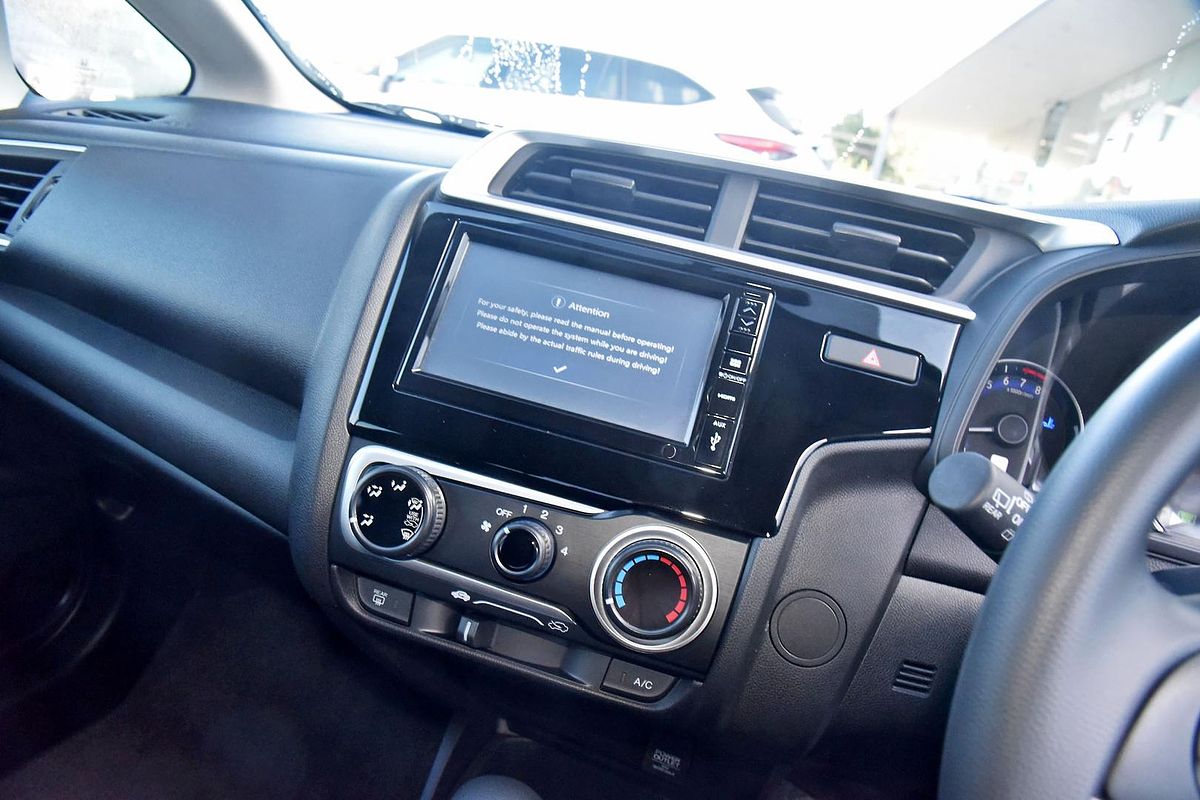 2017 Honda Jazz VTi GF