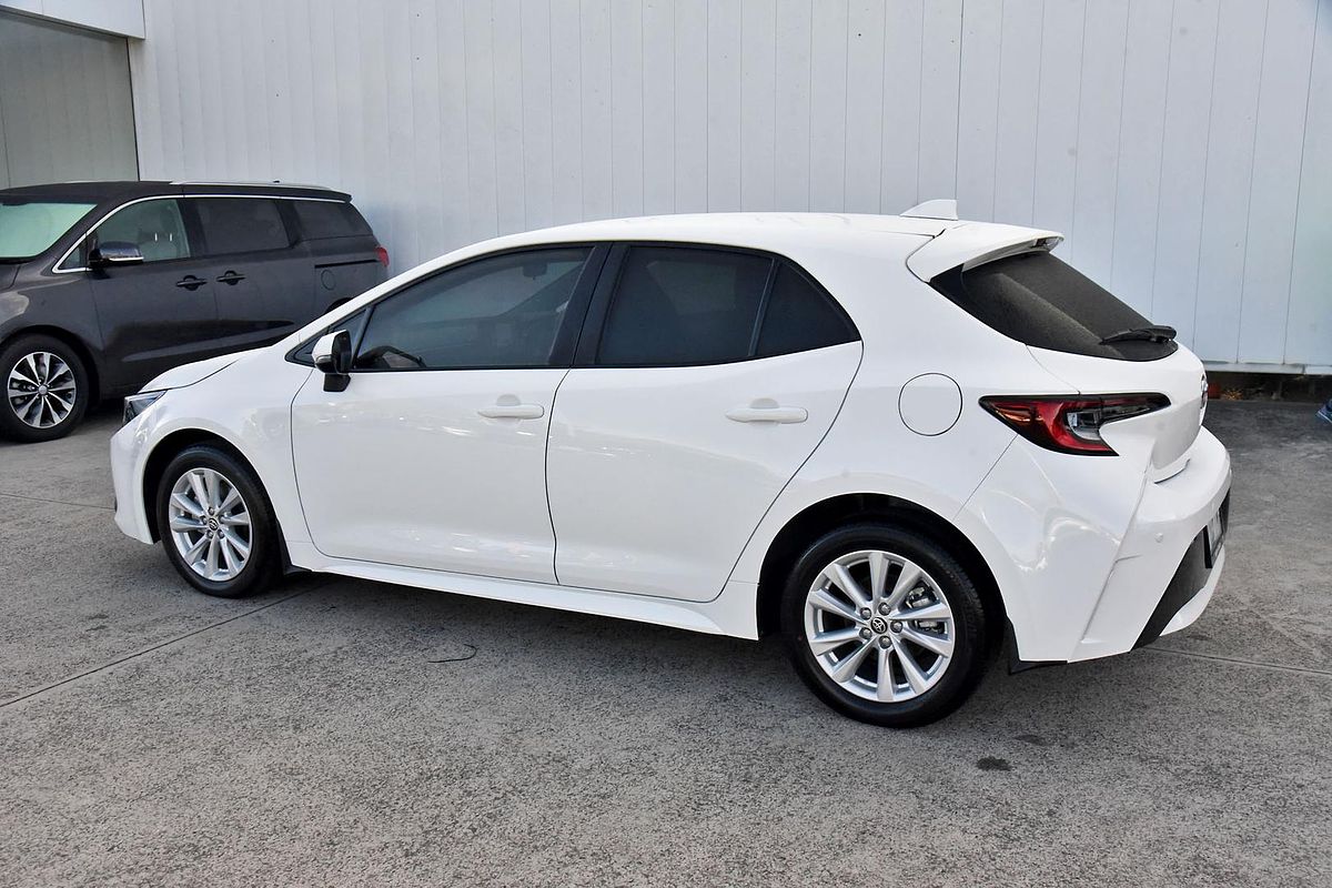 2022 Toyota Corolla Ascent Sport Hybrid ZWE219R