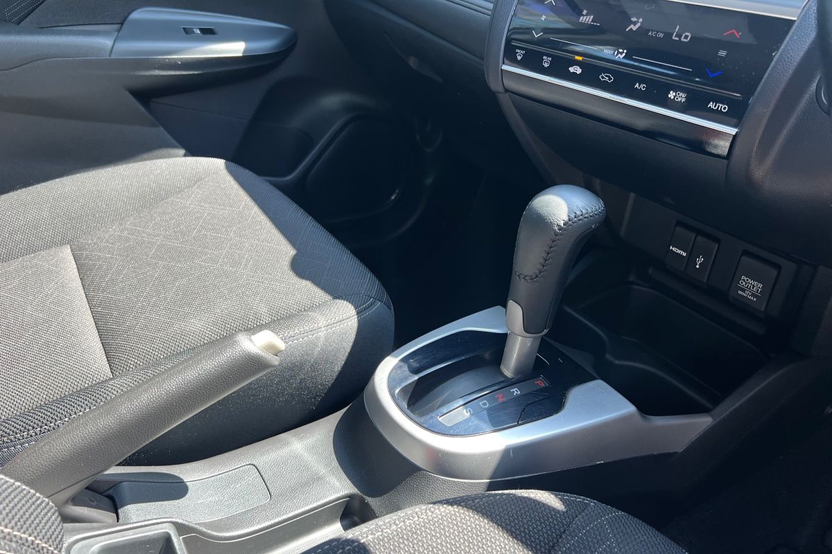 2014 Honda Jazz VTi-S GF