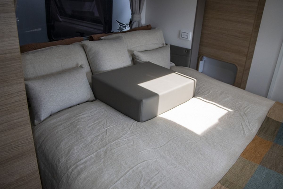 2024 Jayco SILVERLINE CARAVAN 21.65-3.OB.SL-MY24