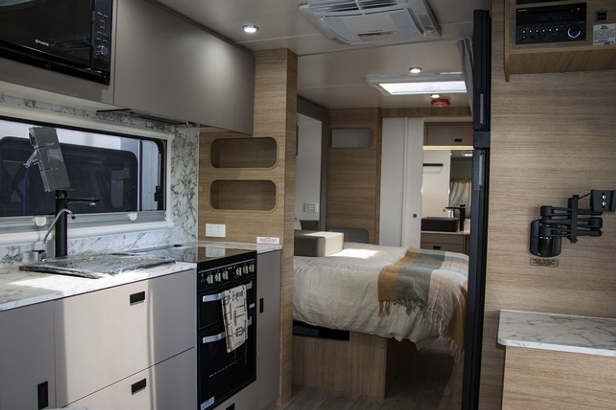 2024 Jayco SILVERLINE CARAVAN 21.65-3.OB.SL-MY24