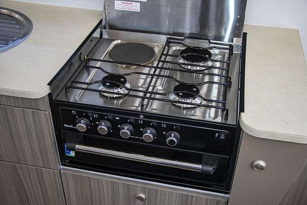 2023 Avan ASPIRE Caravan * 587-4 TA