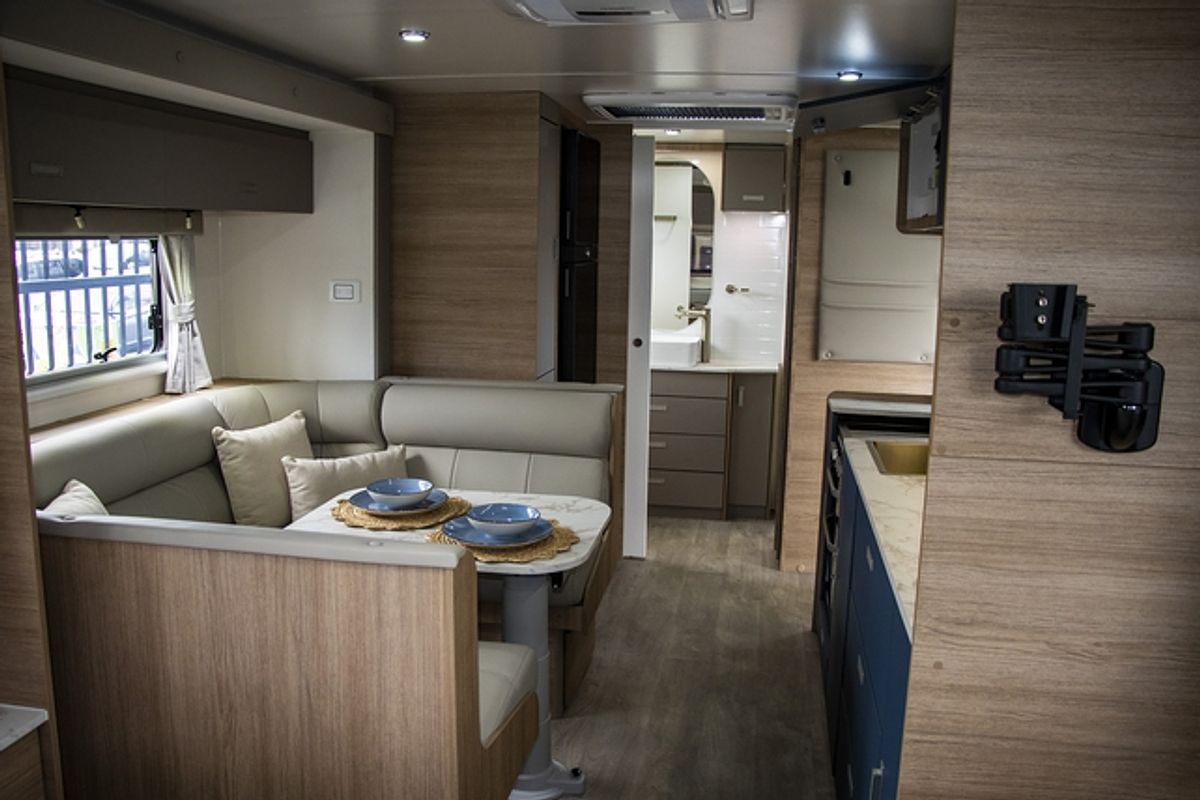 2025 Jayco SILVERLINE CARAVAN 22.68-5.SL-MY25