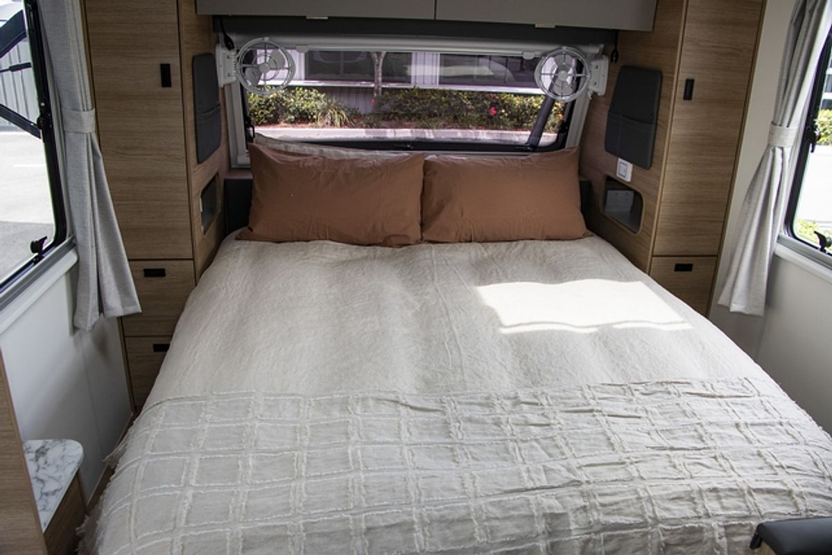 2025 Jayco SILVERLINE CARAVAN 25.78-6.OB.SL-MY24