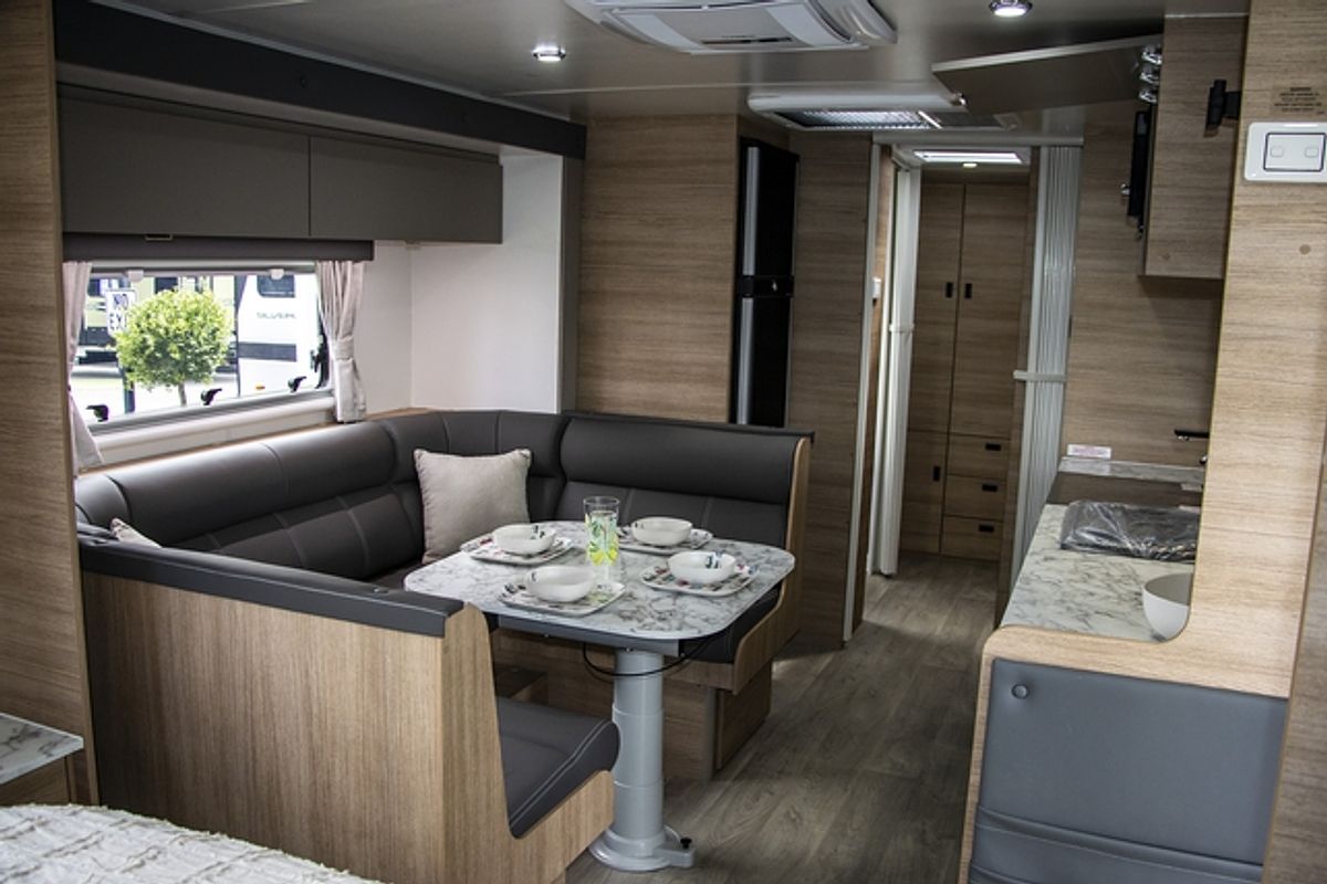2025 Jayco SILVERLINE CARAVAN 25.78-6.OB.SL-MY24