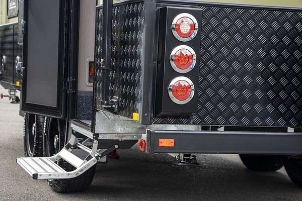 2025 Jayco ALL TERRAIN POPTOP 17.55-8.AT-MY24