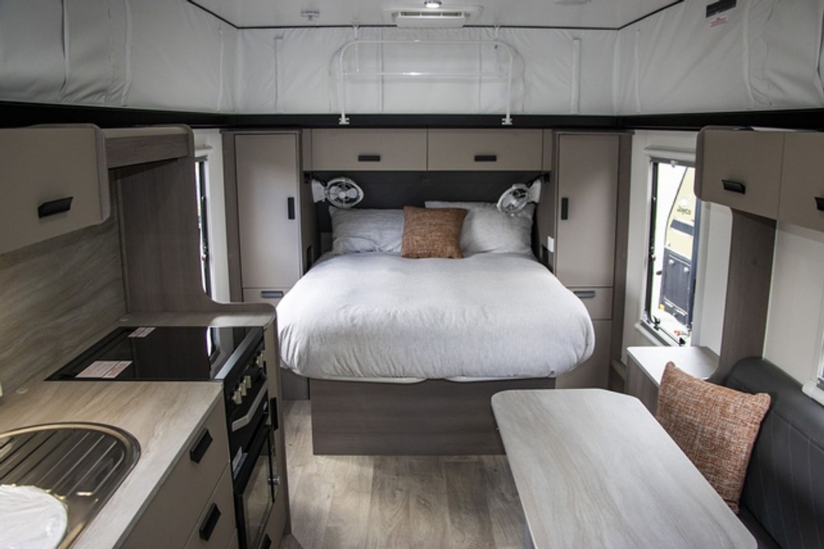 2025 Jayco ALL TERRAIN POPTOP 17.55-8.AT-MY24