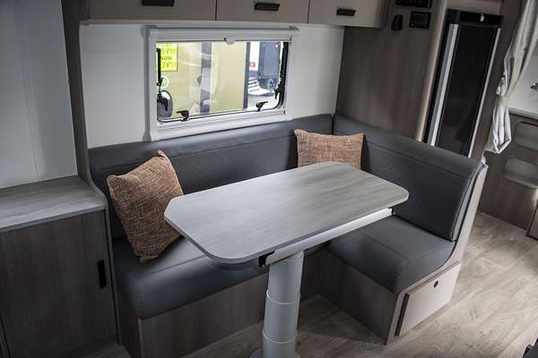 2025 Jayco ALL TERRAIN POPTOP 17.55-8.AT-MY24