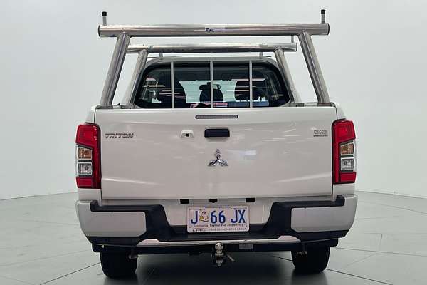 2020 Mitsubishi Triton GLX MR 4X4