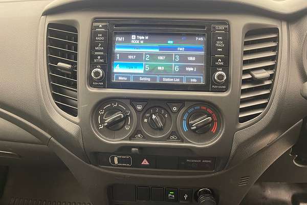 2020 Mitsubishi Triton GLX MR 4X4