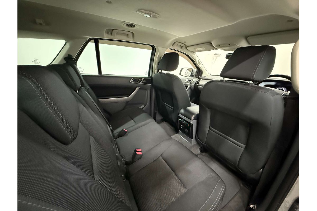 2017 Ford Everest Trend UA