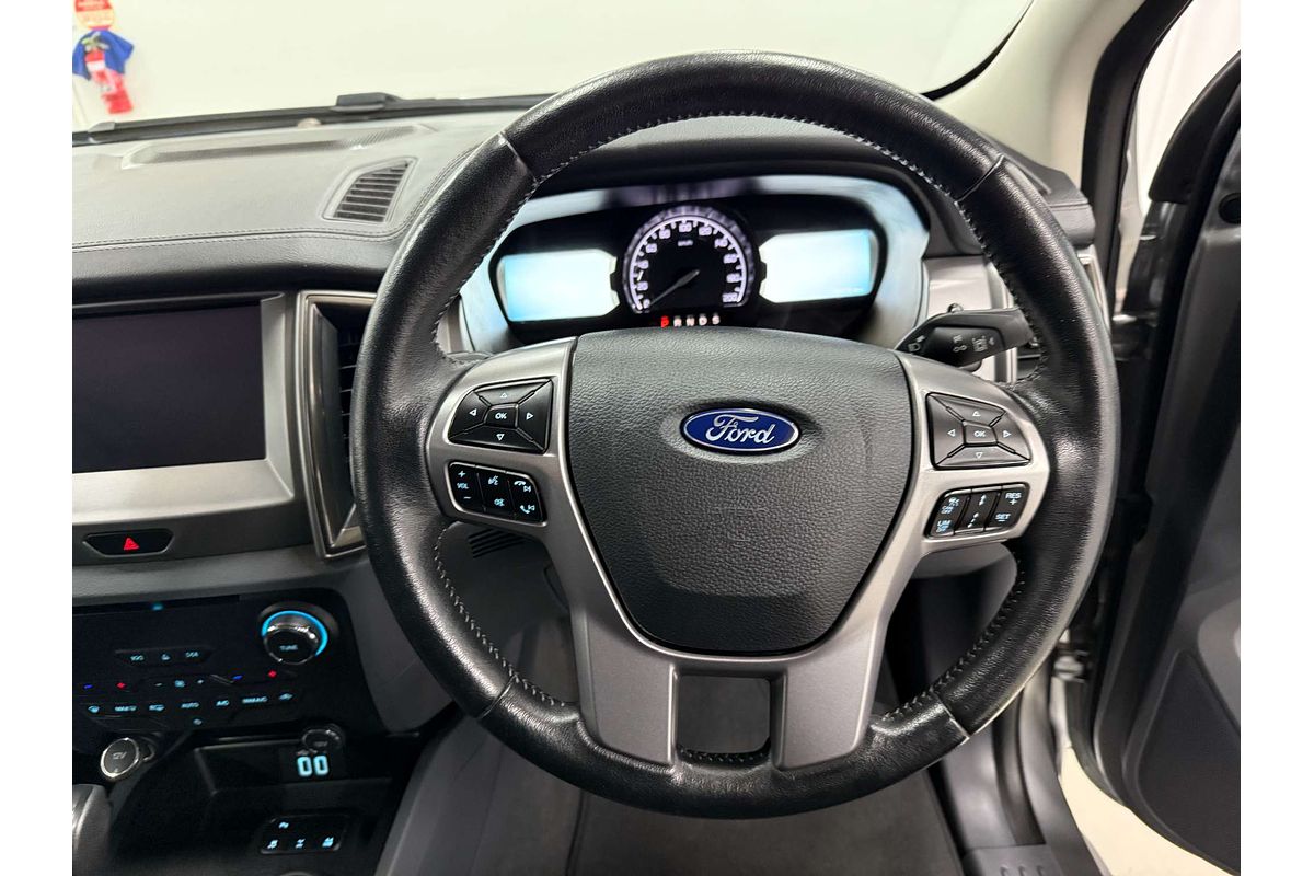 2017 Ford Everest Trend UA