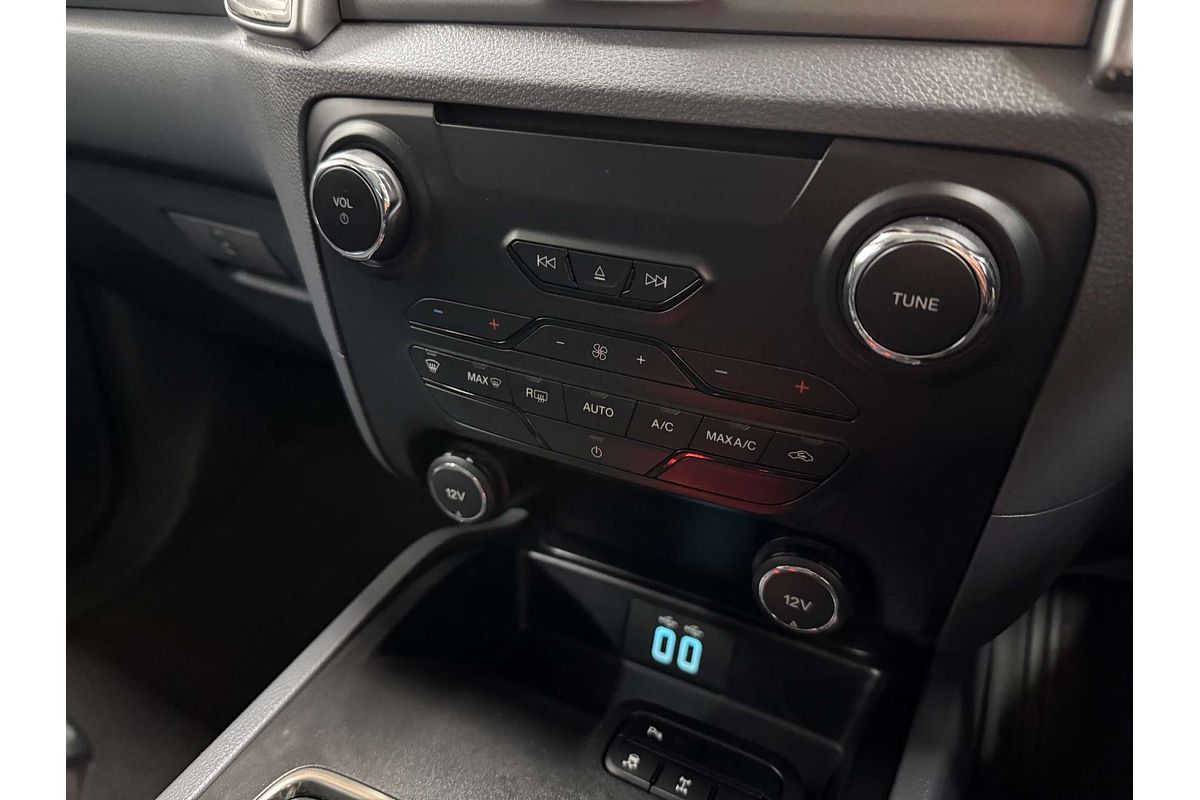 2017 Ford Everest Trend UA
