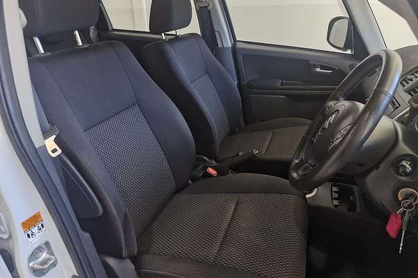 2013 Suzuki SX4 Crossover Navigator GYA