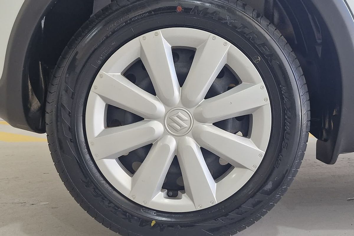 2013 Suzuki SX4 Crossover Navigator GYA
