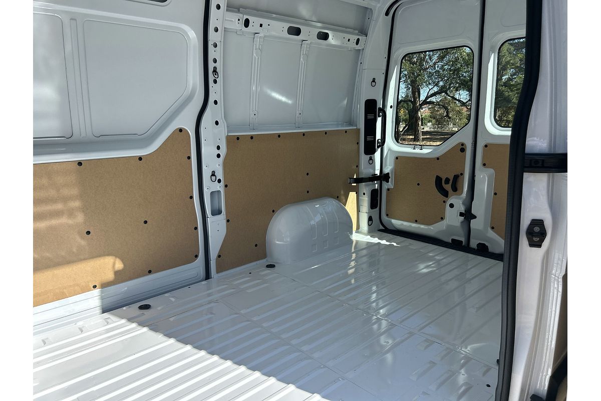 2025 Renault Master Pro 110kW X62 Phase 2