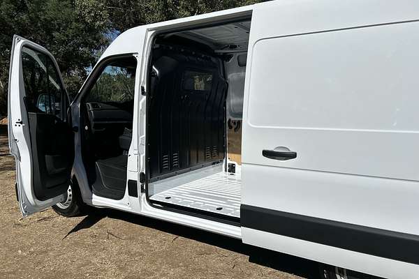2025 Renault Master Pro 110kW X62 Phase 2