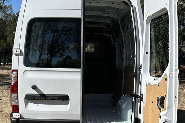 2025 Renault Master Pro 110kW X62 Phase 2