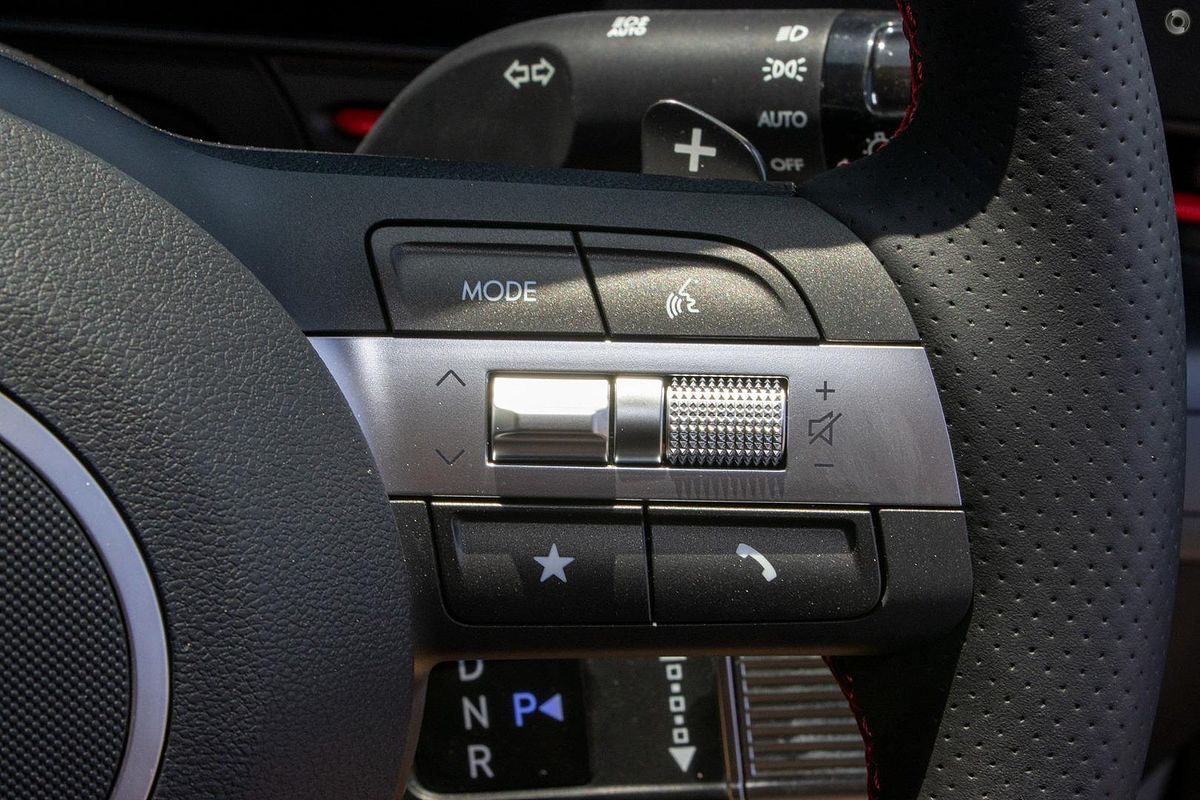 2025 Hyundai Kona Premium N Line SX2.V2