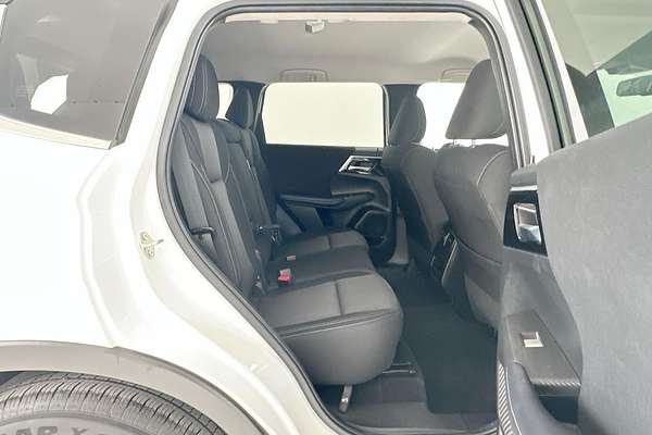 2024 Mitsubishi Outlander Black Edition ZM