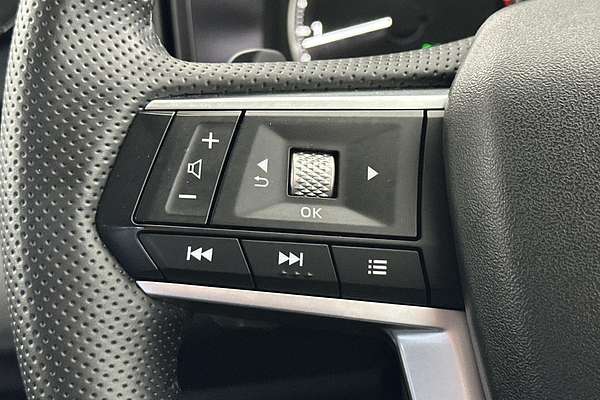 2024 Mitsubishi Outlander Black Edition ZM