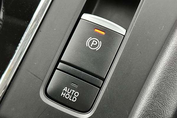 2024 Mitsubishi Outlander Black Edition ZM