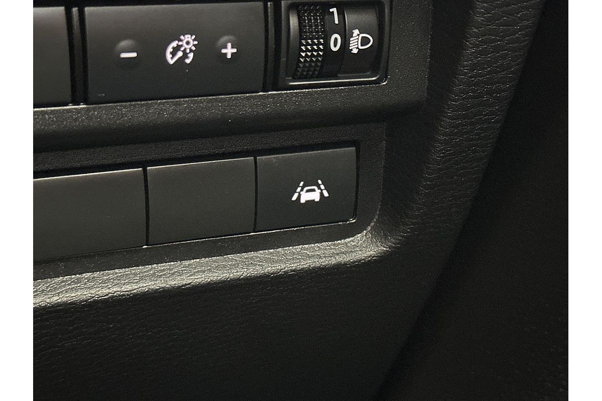 2024 Mitsubishi Outlander Black Edition ZM