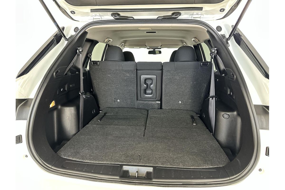 2024 Mitsubishi Outlander Black Edition ZM