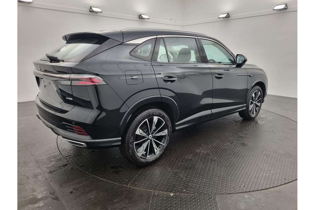 2024 MG HS Excite SAS23