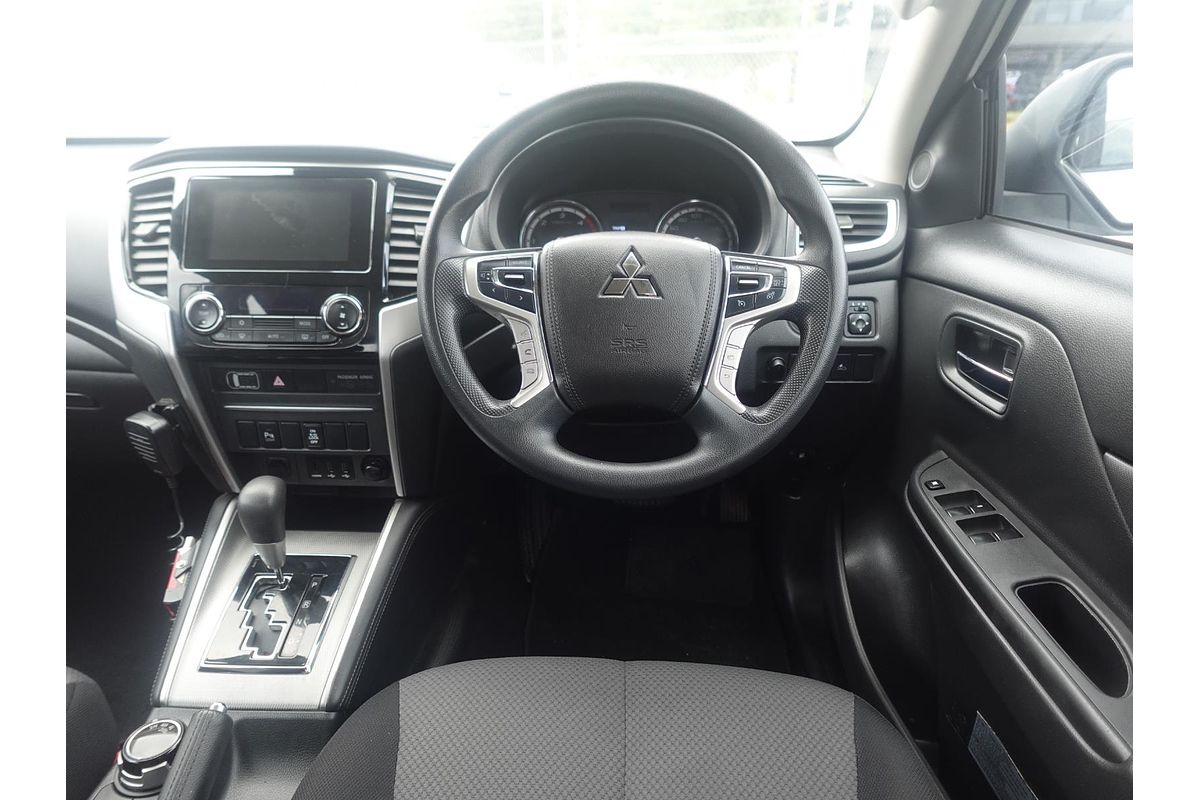 2019 Mitsubishi Triton GLX+ MR 4X4