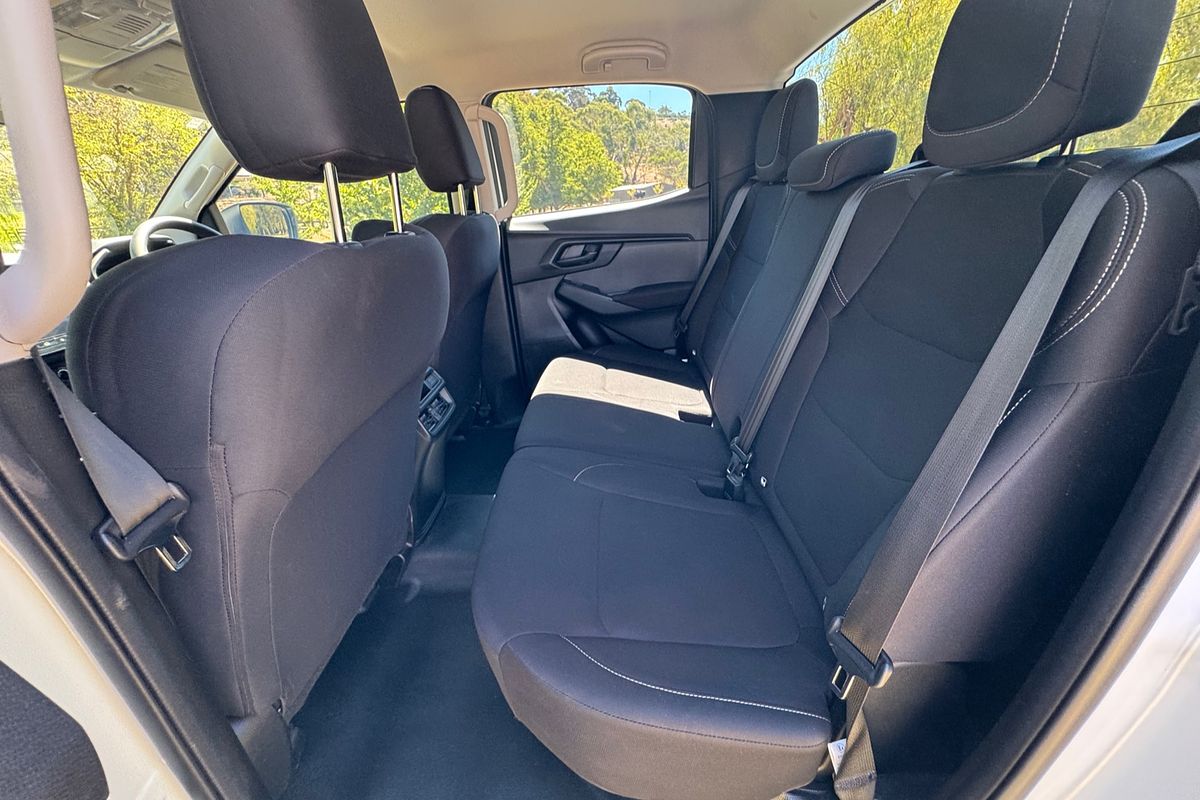 2023 Isuzu D-MAX SX 4X4