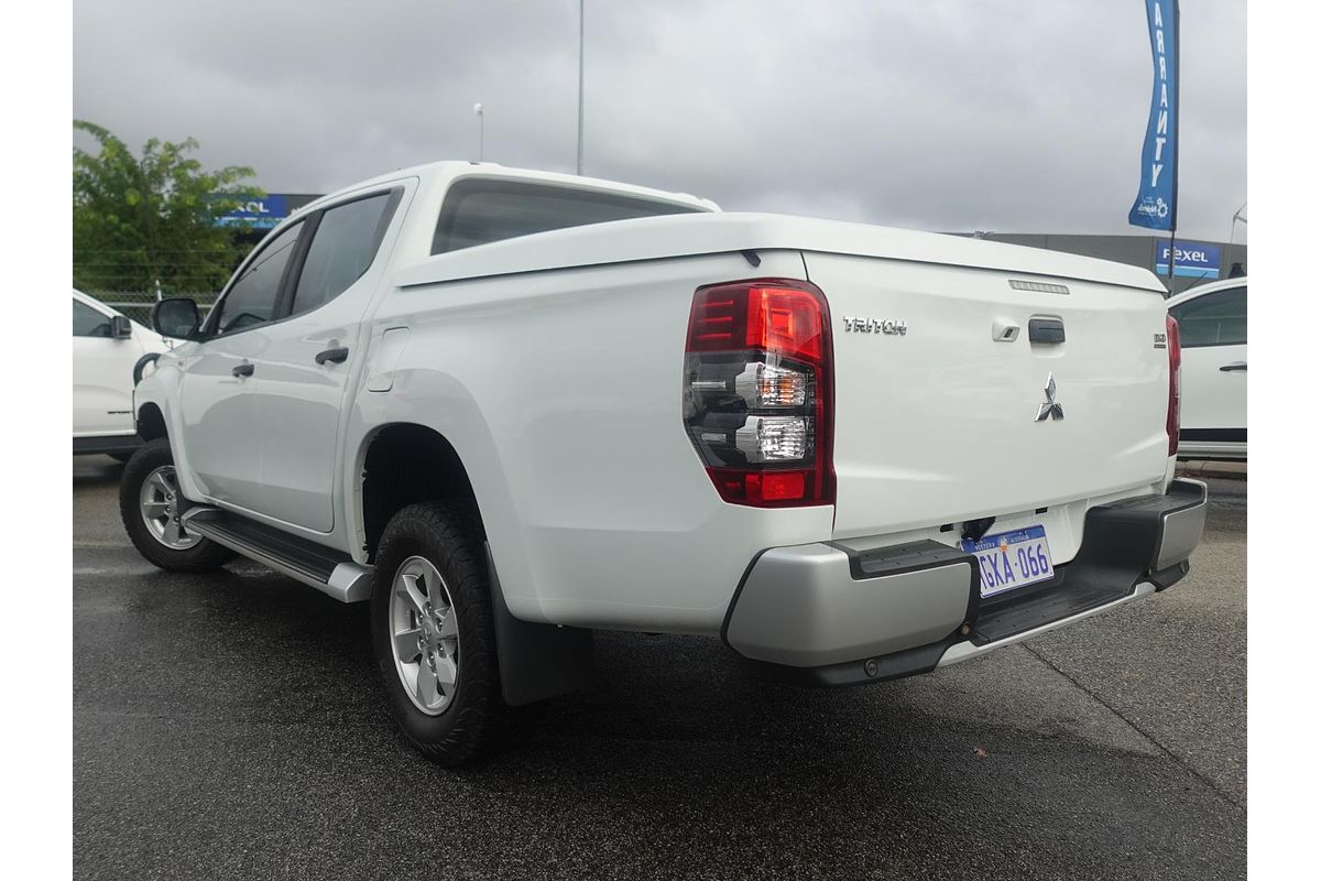 2019 Mitsubishi Triton GLX+ MR 4X4