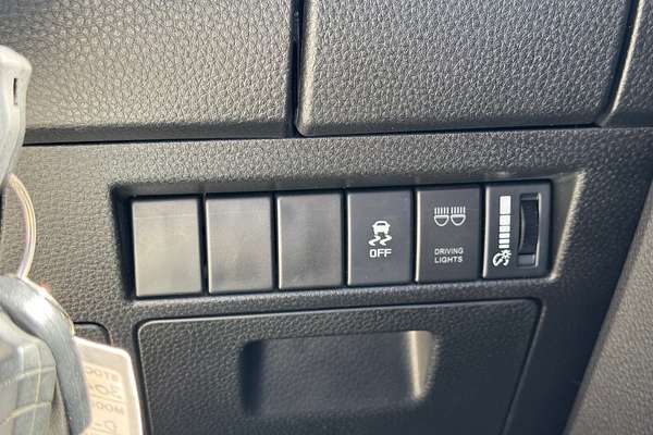 2023 Isuzu D-MAX SX 4X4