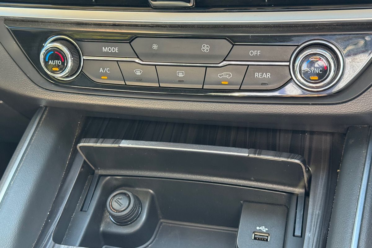 2019 LDV D90 Executive SV9A