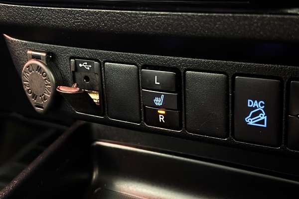 2021 Toyota Hilux SR5 GUN126R 4X4