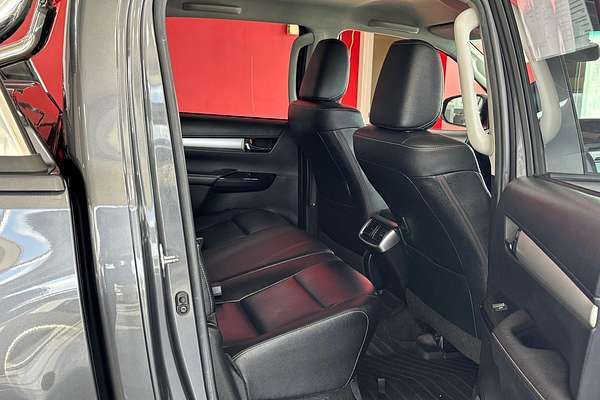 2021 Toyota Hilux SR5 GUN126R 4X4
