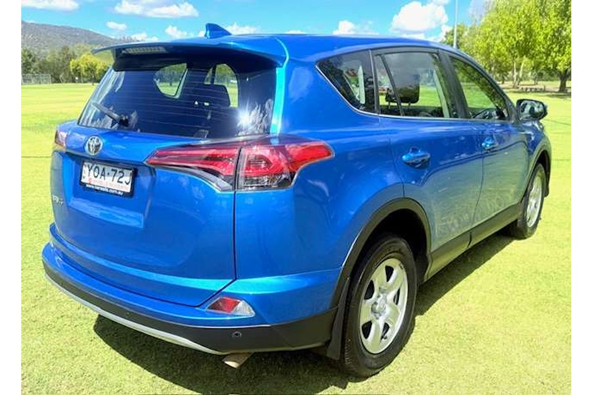 2018 Toyota RAV4 GX ZSA42R