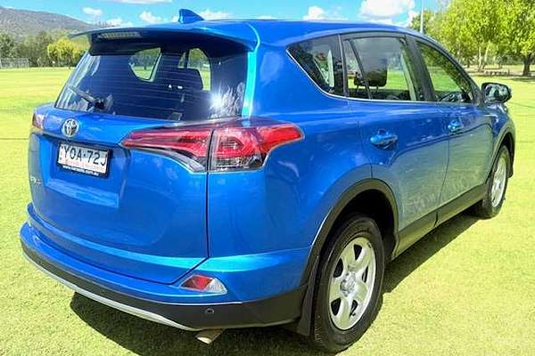 2018 Toyota RAV4 GX ZSA42R
